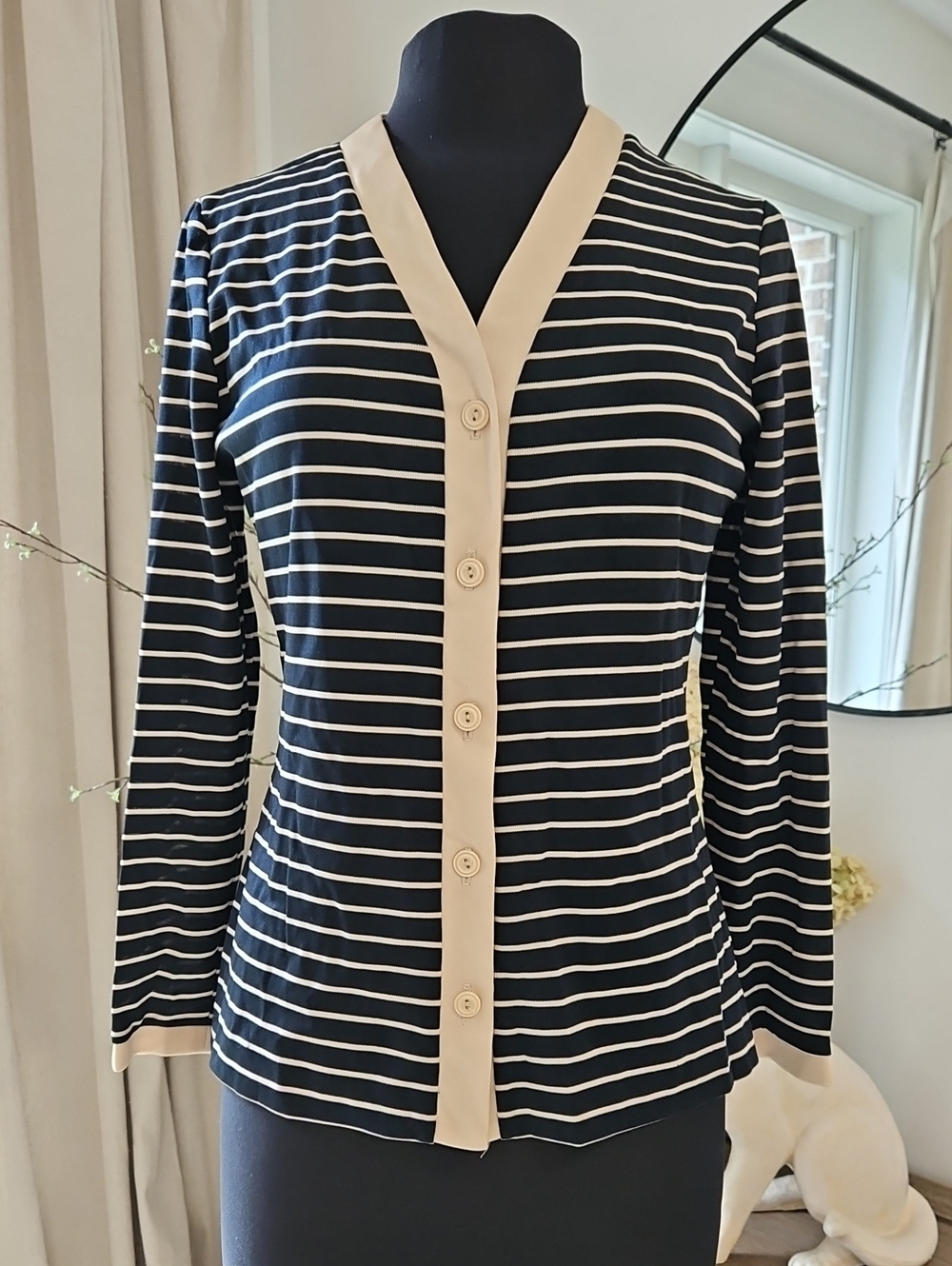 Connections Vintage Striped Navy and Cream Button-Front Blouse. Unsized